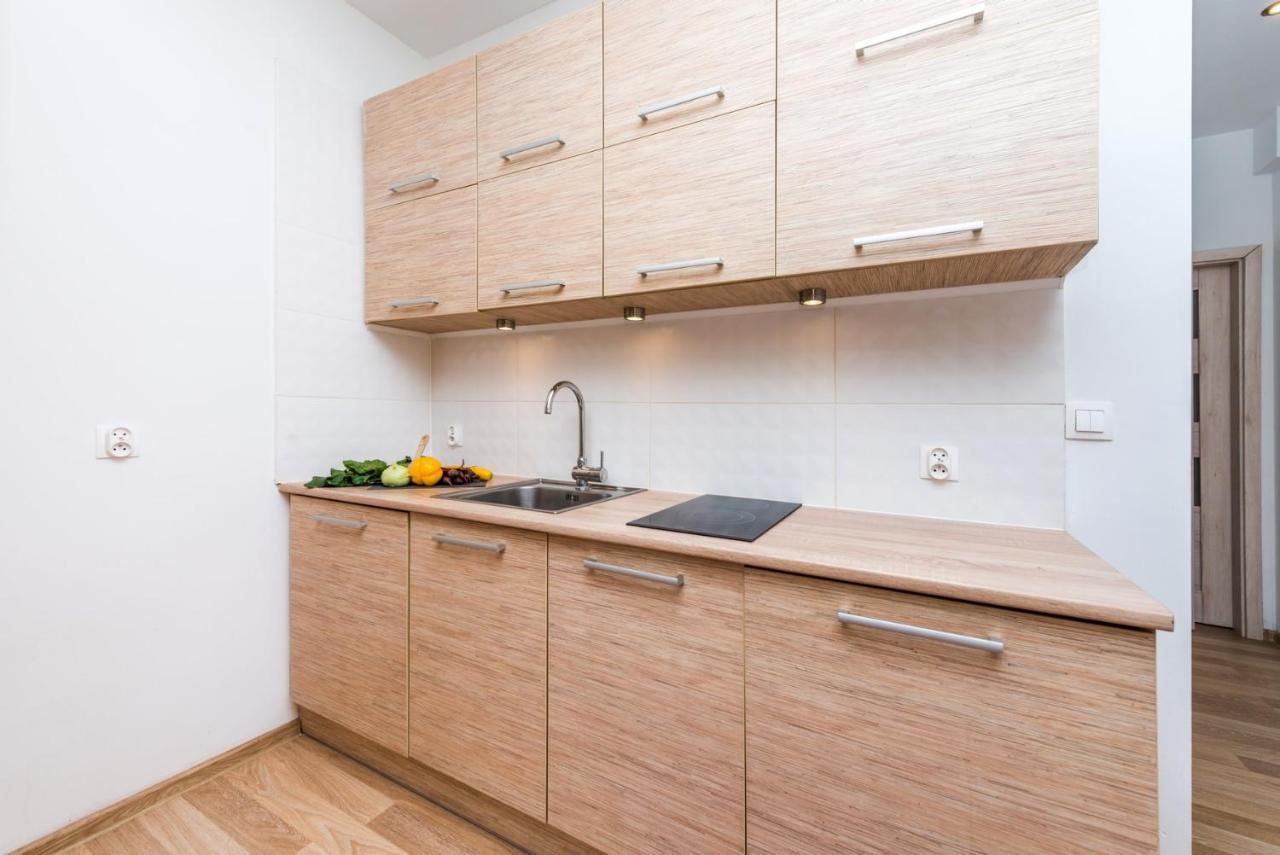 גדנסק Hello Apartments City Center Of Old Town 3 Bedrooms Art & View מראה חיצוני תמונה